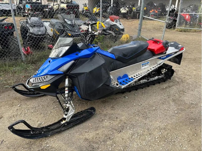 2010 Ski-Doo Summit X Rotax 800R PowerTEK 146"