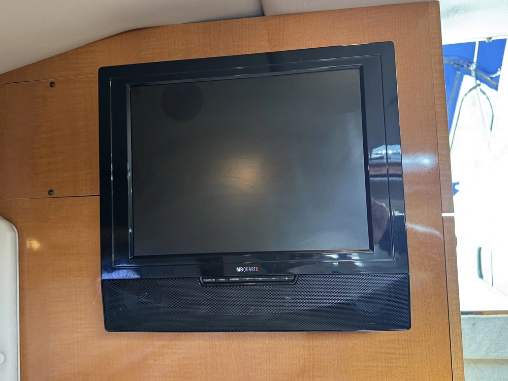 2009 Chaparral 250 Signature alt