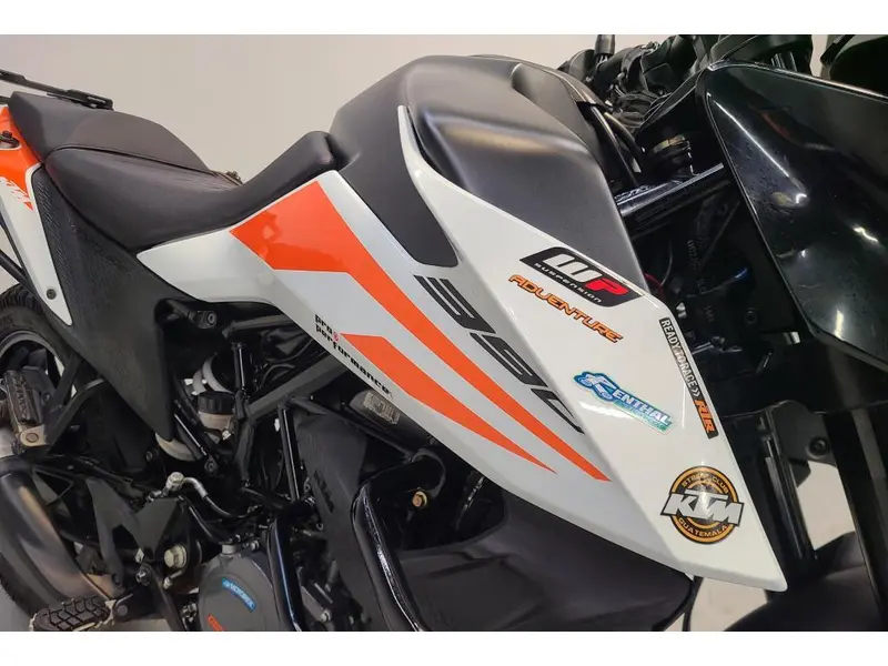 2020 KTM 390 ADVENTURE ABS thumbnail 3