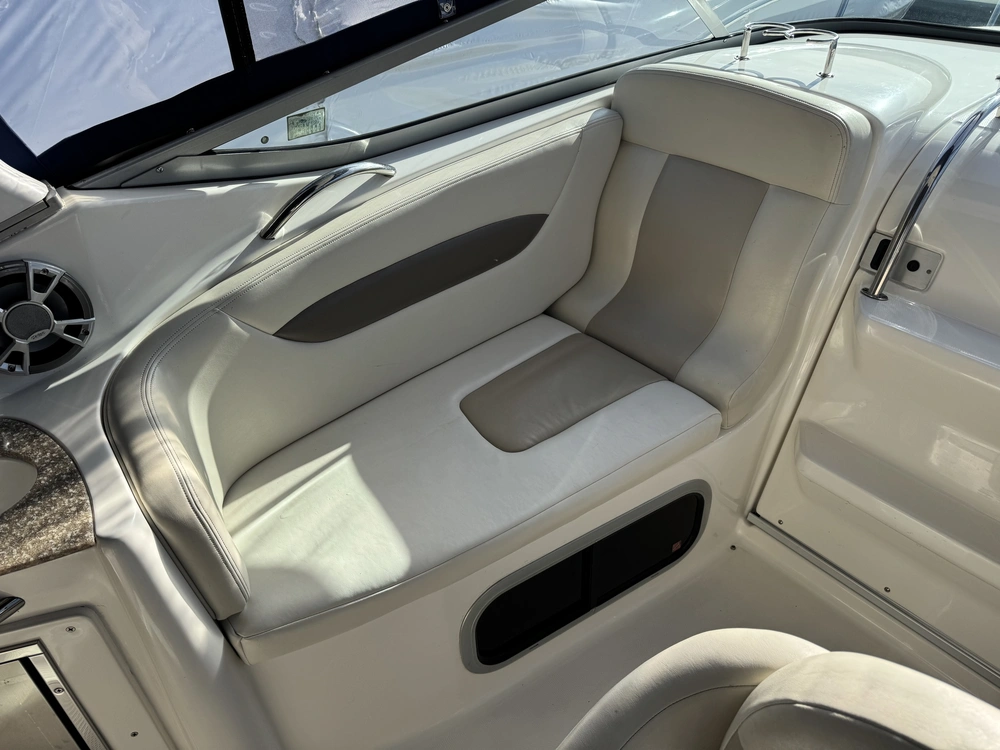 2009 Chaparral 250 Signature alt