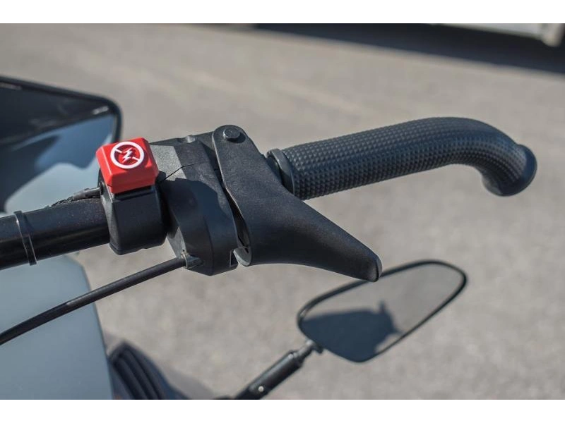 Arctic Cat Riot 8000 2022 alt