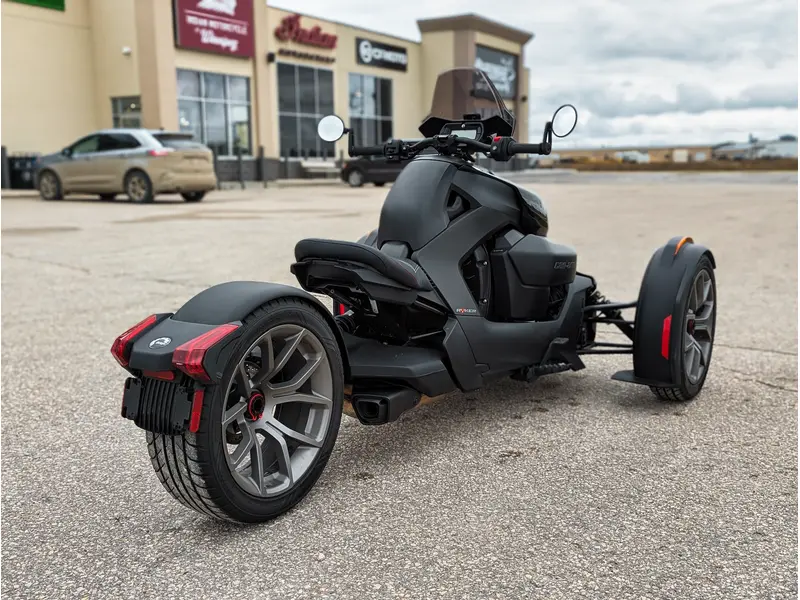 2023 Can-Am Ryker // Black