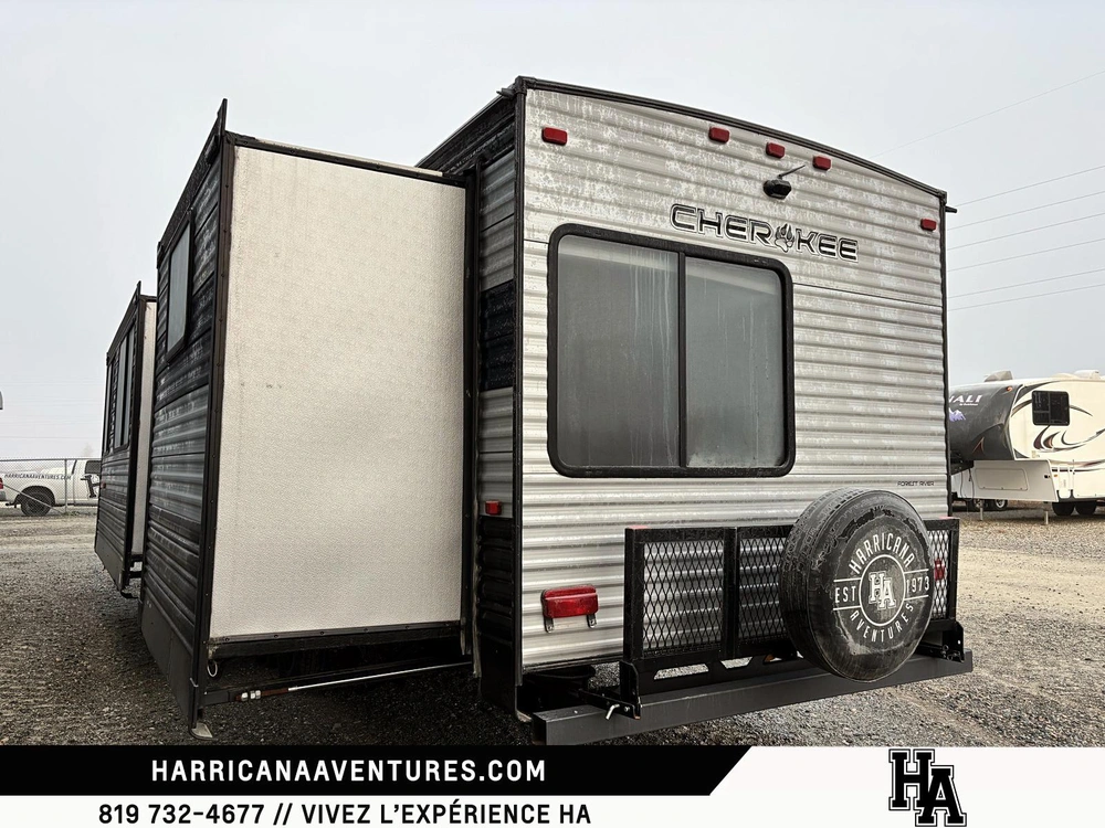 Cherokee 294bh Grey Wolf 2022 alt