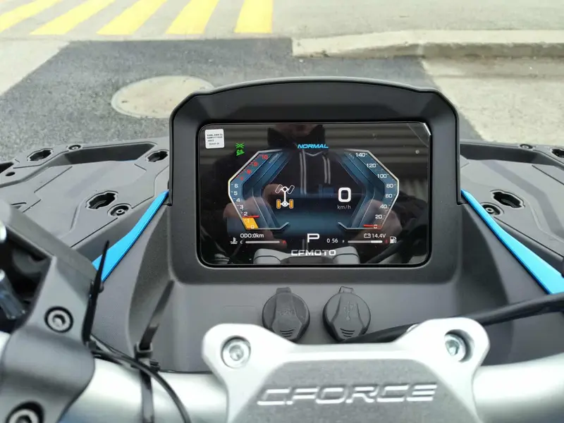 2026 CFMOTO CFORCE 800 TOURING