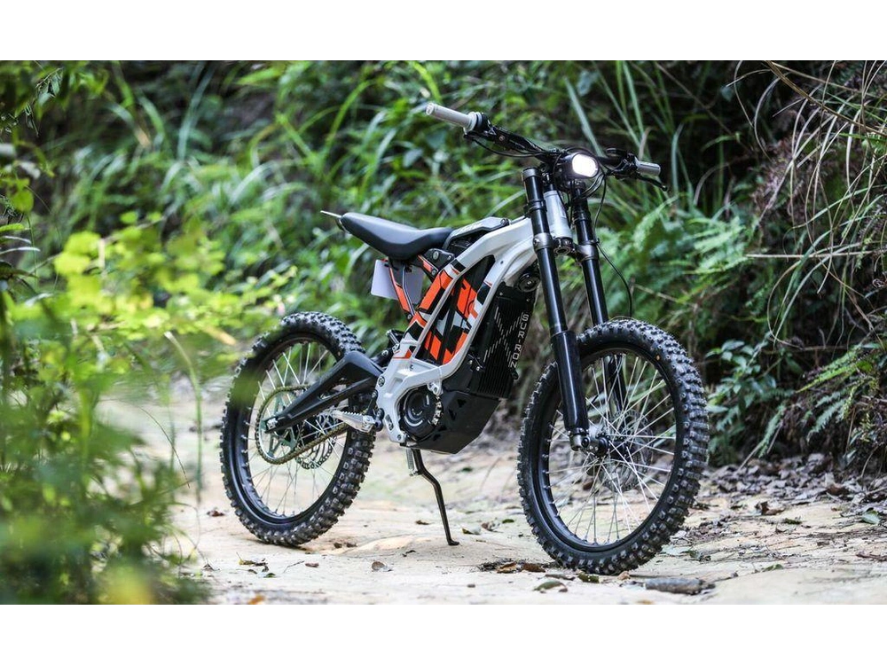 2025 Surron Light Bee X alt