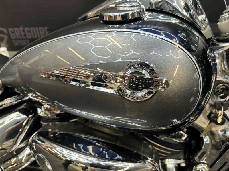 Suzuki Boulevard C50se 2004 alt