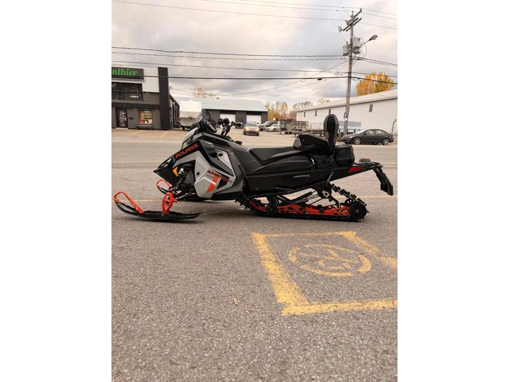 Polaris 650 Indy Adv X2 2023 alt