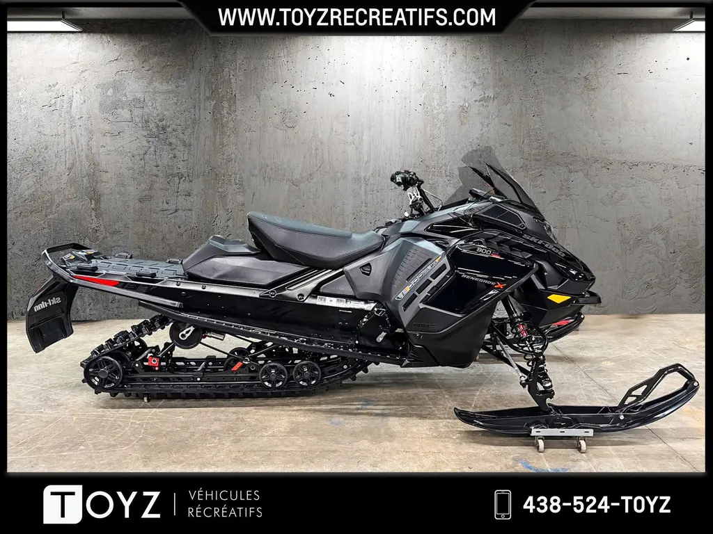 Ski-Doo RENEGADE X 900 TURBO ICE RIPPER 2025 - TRÈS BAS MILLAGE + GARANTIE BEST 2027
