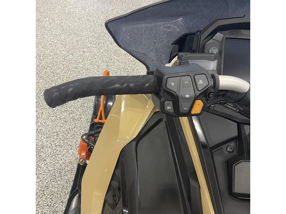 2024 Polaris 850 Switchback Assault 146 alt