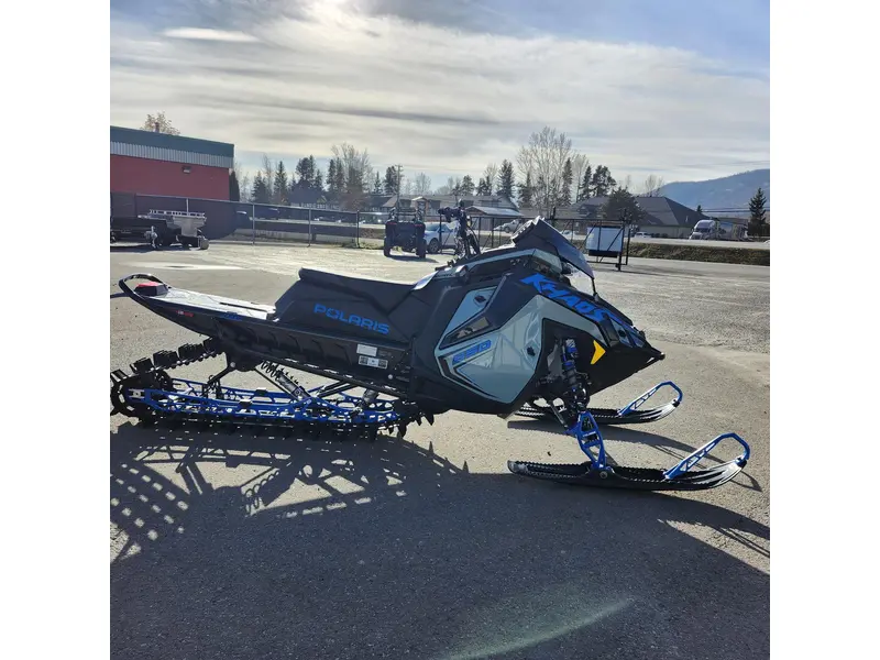 2026 Polaris 850 RMK KHAOS 146 - 7S Display Hemlock Blue / Black / Velocity Blue