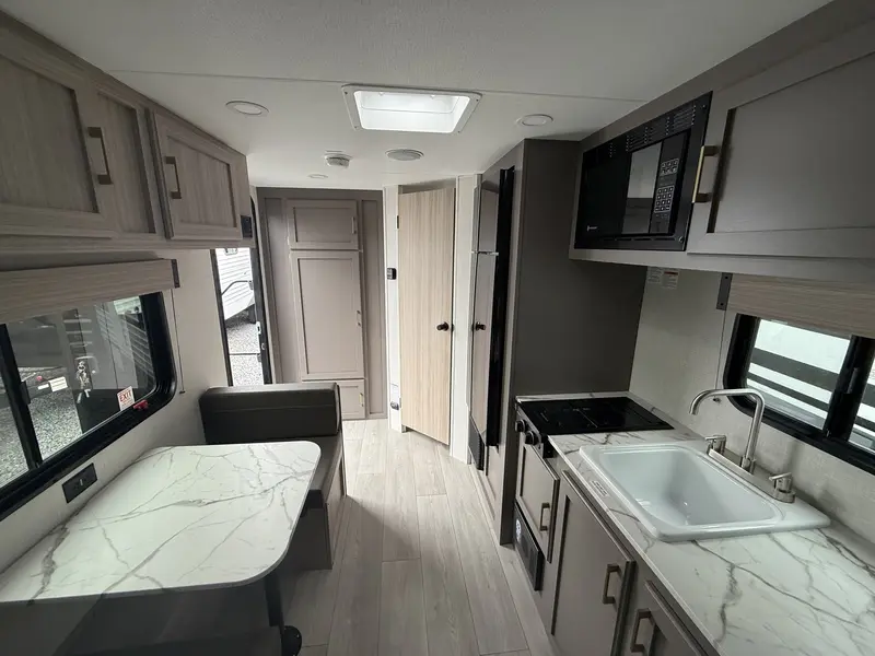 2026 KZ-RV Sportsmen Classic 160QB