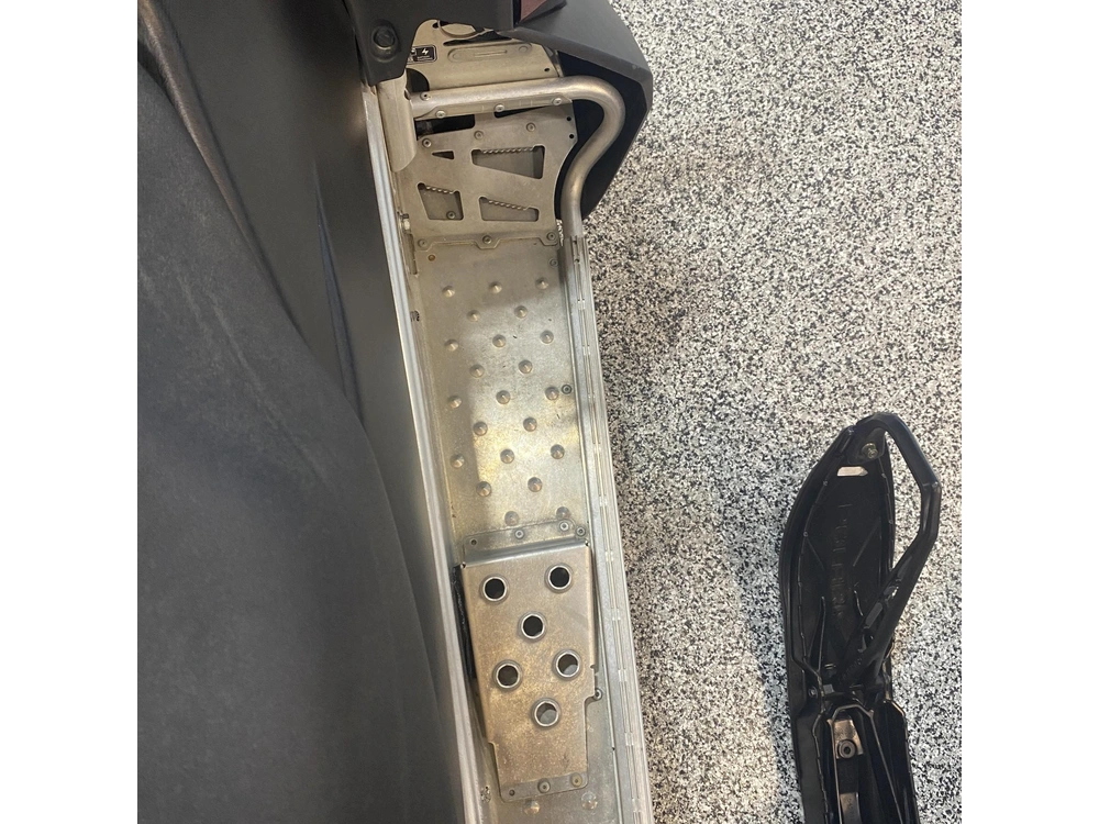 2022 Polaris 550 Indy Adventure 144 Es alt