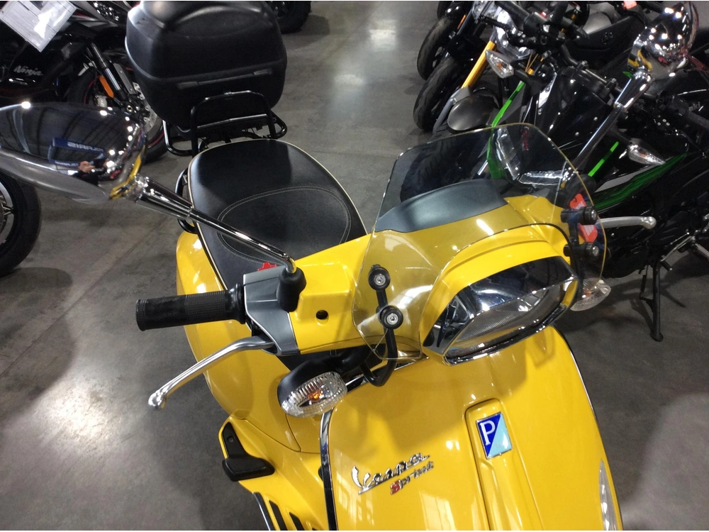 Vespa Sprint 50 2015 alt