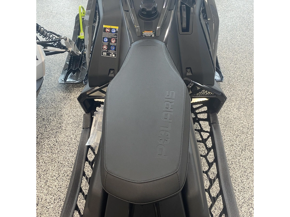 2025 Polaris 650 Switchback Assault 146 Es alt