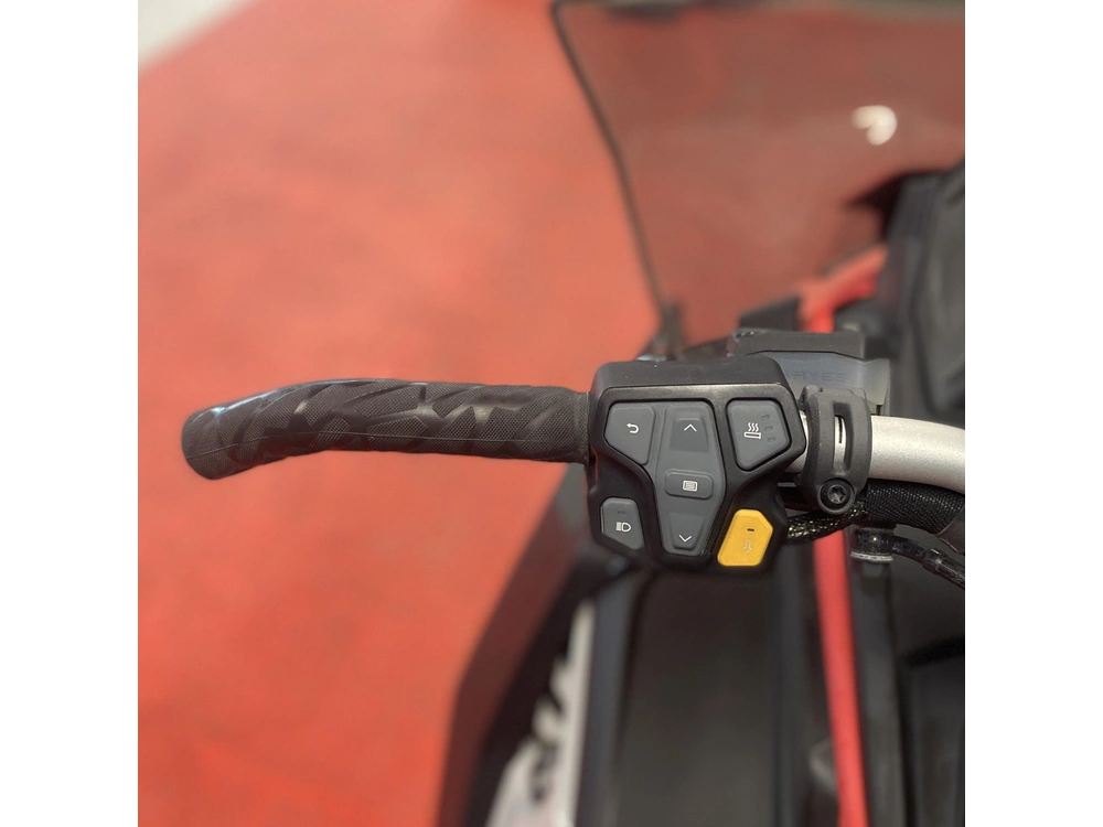 2022 Polaris 650 Voyageur 146 Es alt