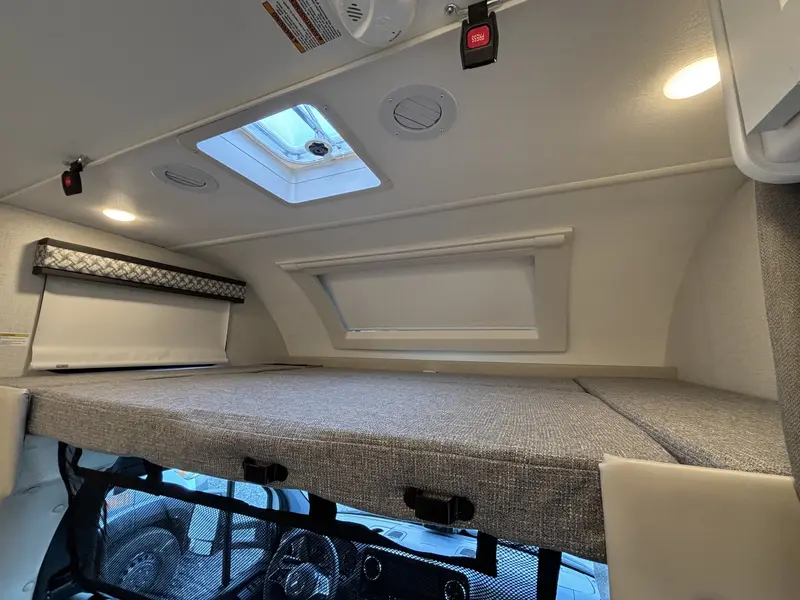 2026 Thor Echelon MB24