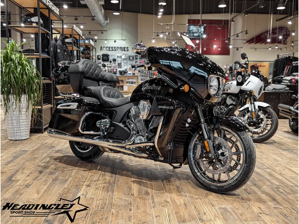 2025 Indian Motorcycle Roadmaster PowerPlus Limited with 112 + Powerband Audio Package // Black Metallic
