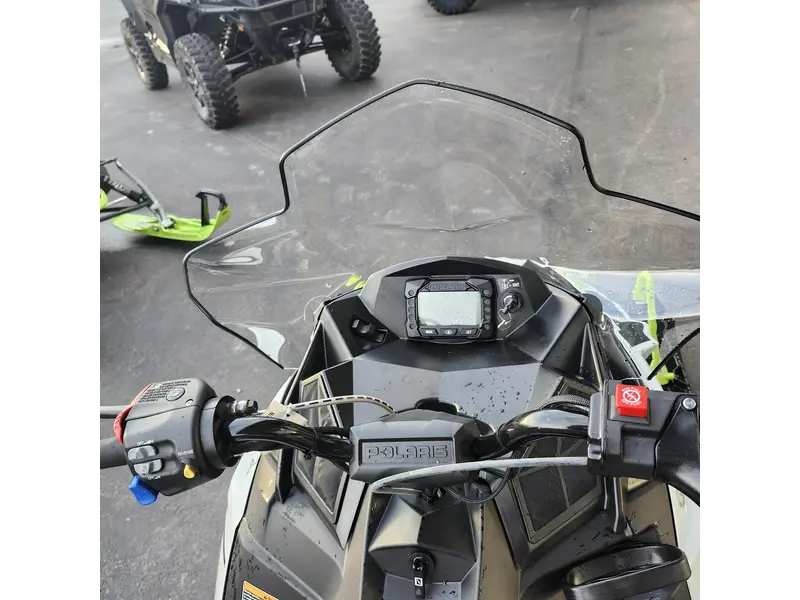 2025 Polaris 550 VOYAGEUR 144
