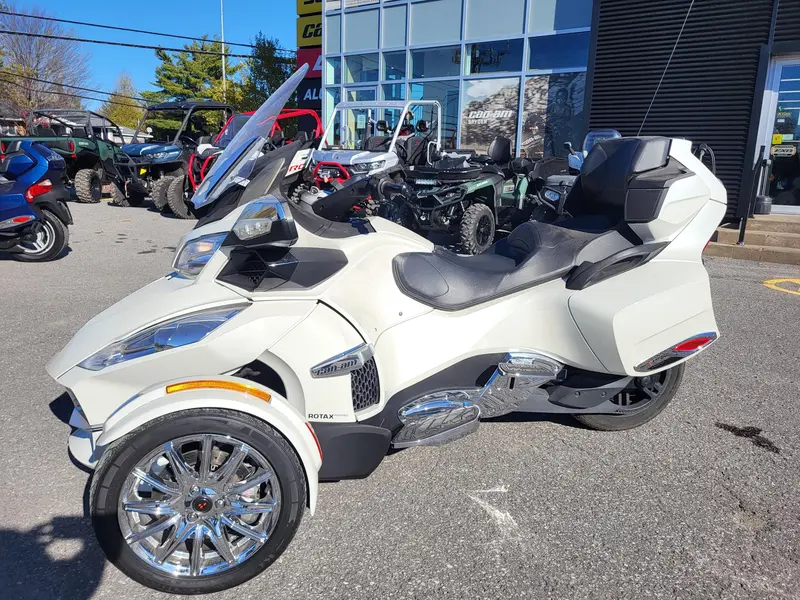 2013 Can-Am SPYDER RT LIMITED