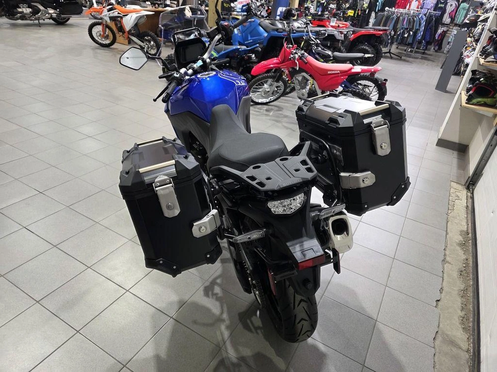 2024 Suzuki V-strom 800 alt