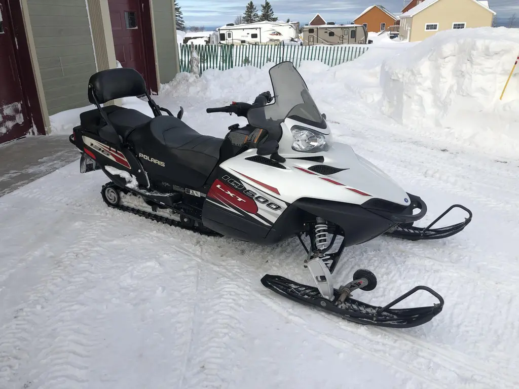 2011 Polaris IQ 600 LXT