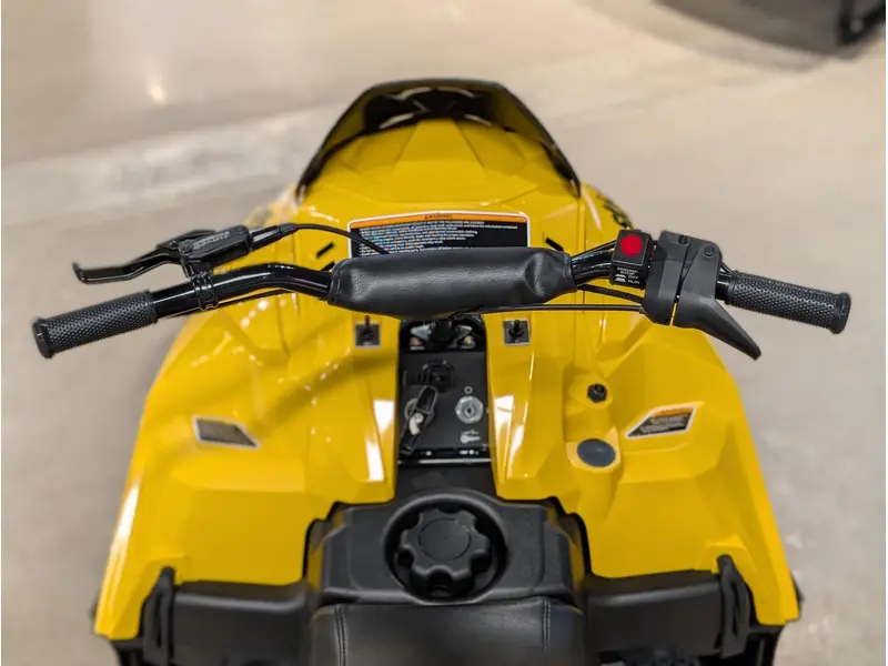 2026 Ski-Doo MXZ 200