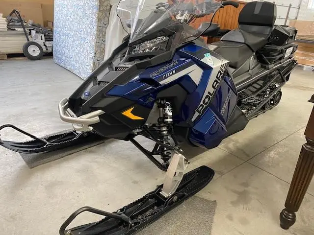 2020 Polaris TITAN 800 ADVENTURE