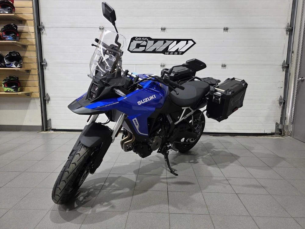 2024 Suzuki V-strom 800 alt