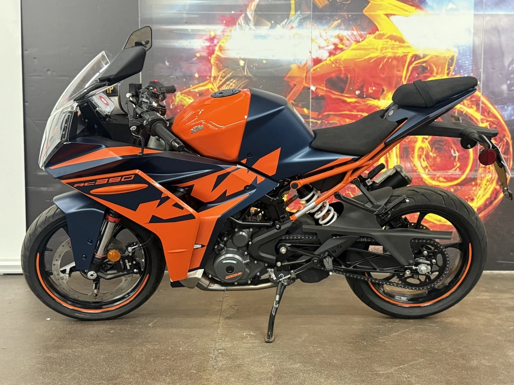 Ktm Rc390 2023 alt