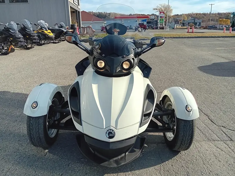 2011 Can-Am SPYDER RS