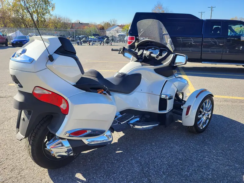 2013 Can-Am SPYDER RT LIMITED