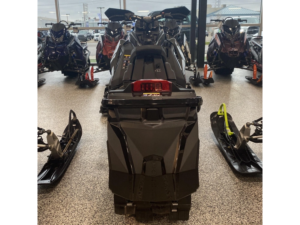 2025 Polaris Boost Switchback Assault 146 alt