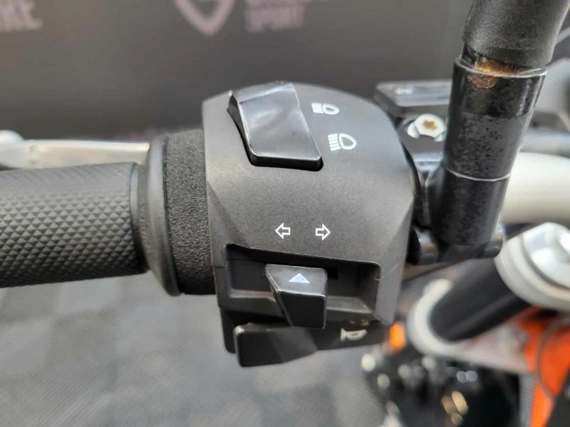 Ktm Duke 690 2015 alt