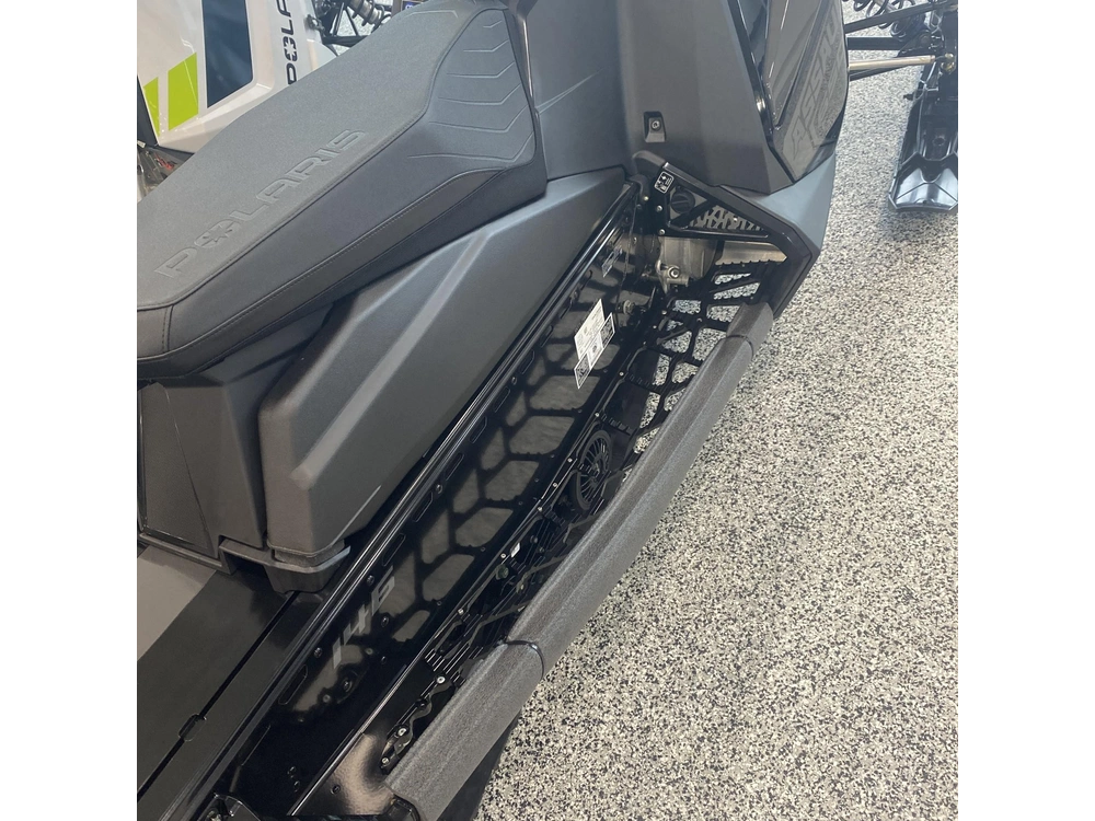 2025 Polaris 650 Switchback Assault 146 Es alt