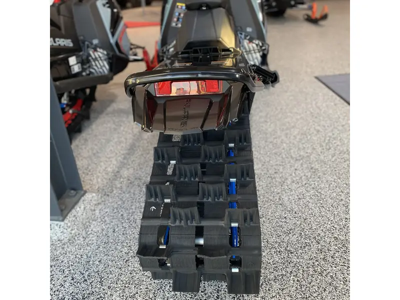 2026 Polaris 850 RMK KHAOS 155