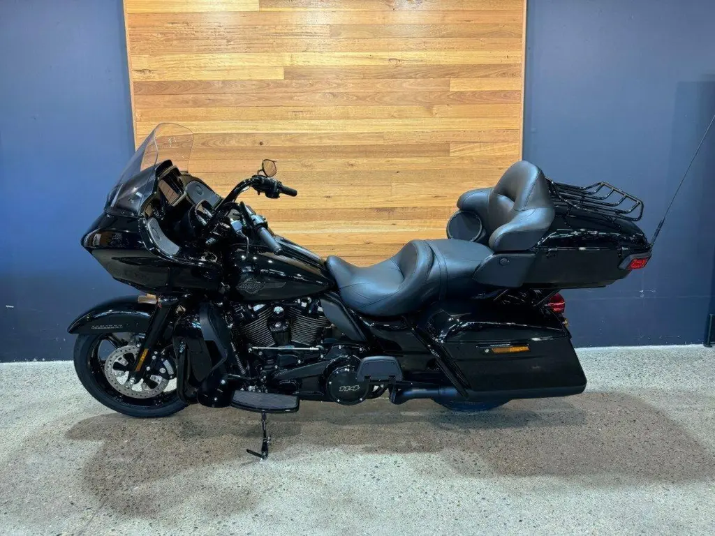 2024 Harley-Davidson Road Glide LimitedFLTRK