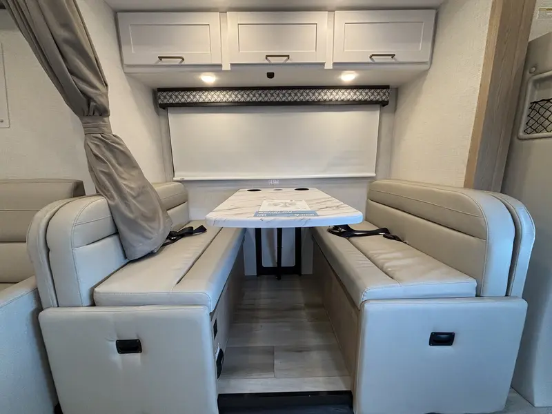 2026 Thor Echelon MB24