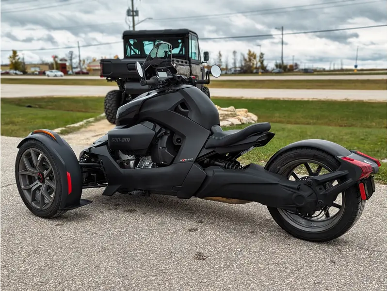 2023 Can-Am Ryker // Black