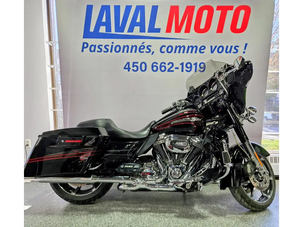 2011 Harley-Davidson FLHXSE SCREAMING EAGLE 110