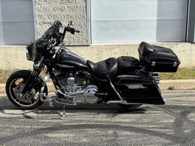 2011 Harley-Davidson FLHX STREET GLIDEFLHX