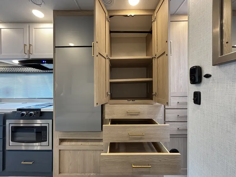 2026 Thor Echelon MB24