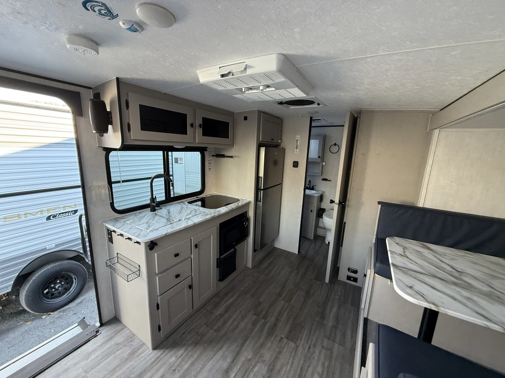 Coachmen Apex Nano 191r 2024 alt