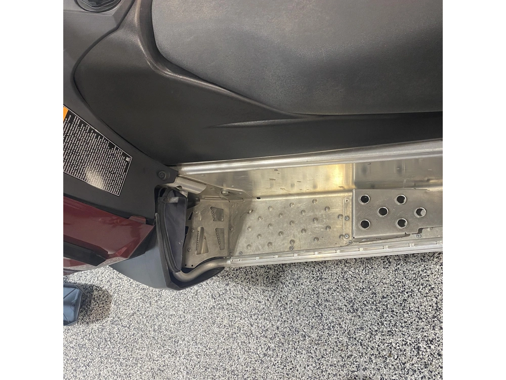 2022 Polaris 550 Indy Adventure 144 Es alt