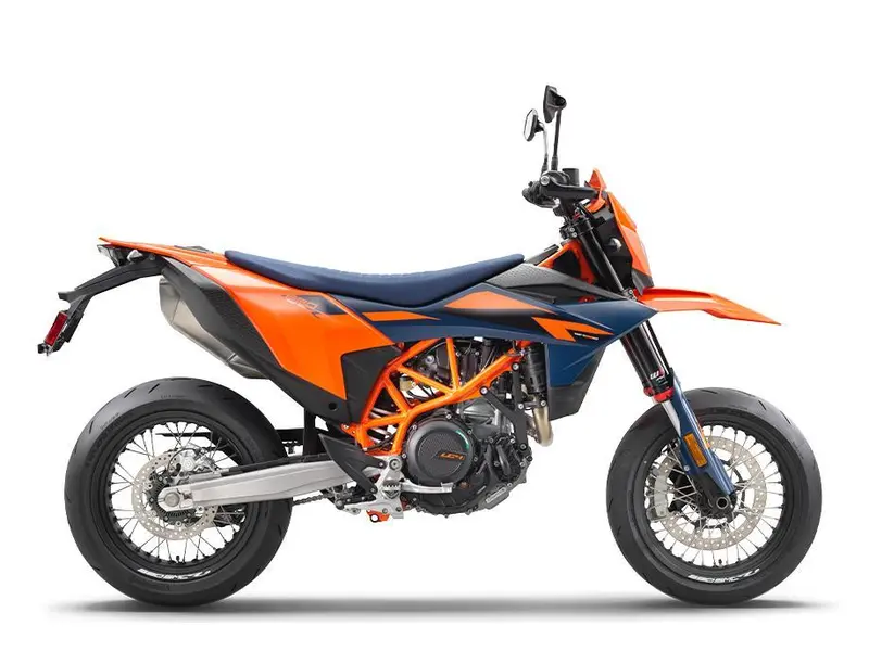 2026 KTM 690 SMC R