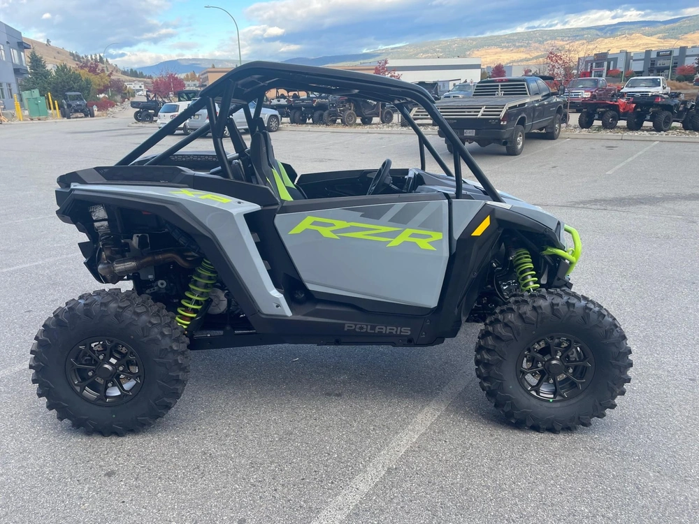2025 Polaris Rzr Xp 1000 Ultimate alt