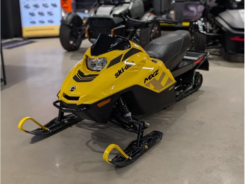2026 Ski-Doo MXZ 200