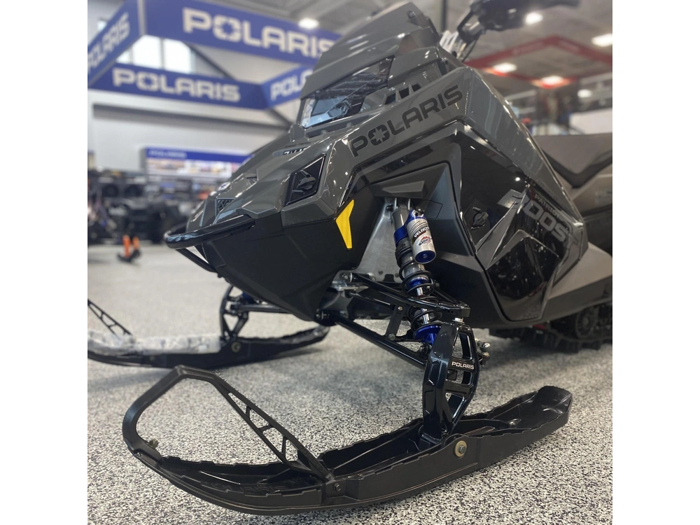 2025 Polaris Boost Switchback Assault 146 alt