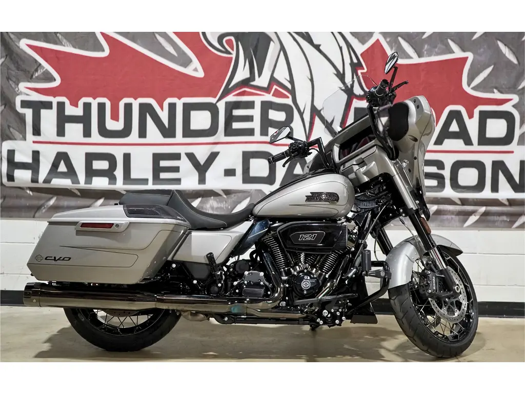2023 Harley-Davidson FLHXSE CVO STREET GLIDE