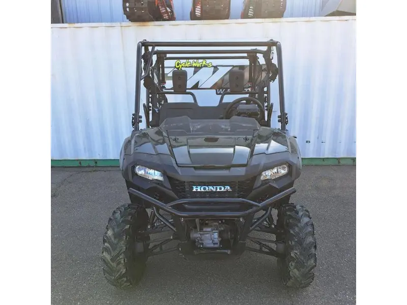 2025 Honda Pioneer 700-4P DLX thumbnail 3