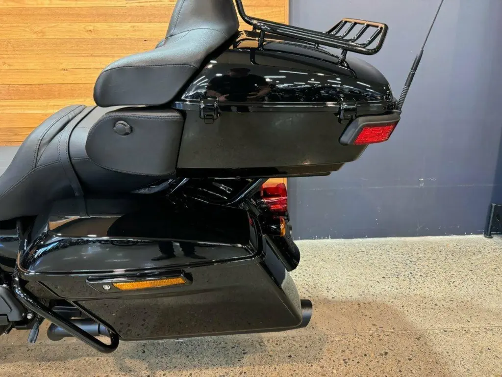 2024 Harley-Davidson Road Glide LimitedFLTRK